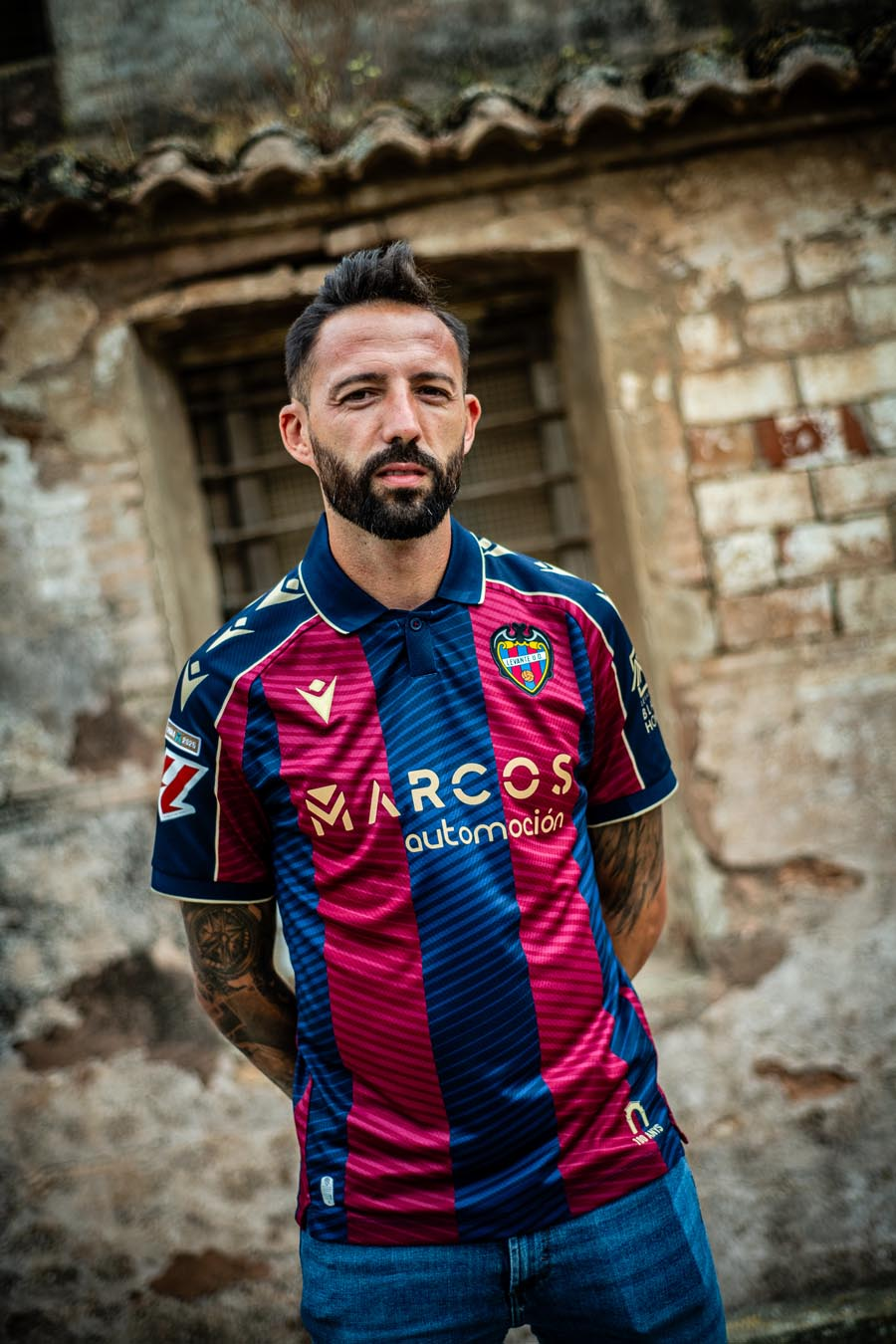 Levante F.C Home Kit 25/26